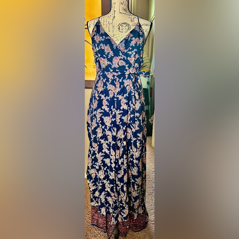 Vici floral jumpsuit size medium